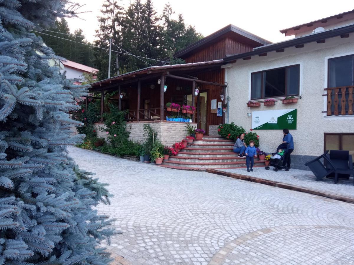 Guest House Caracas Lorica Kültér fotó